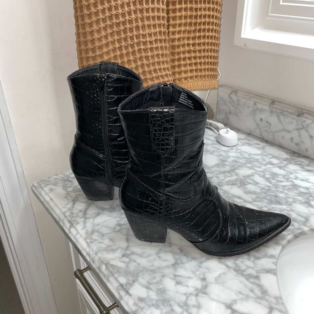 Western boot
